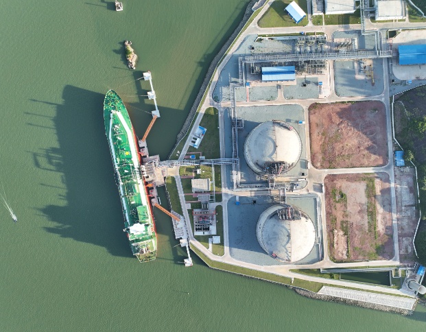 【 Share 】 The first ship docked! The History of No LNG Emergency Support Ends in Guangzhou Region