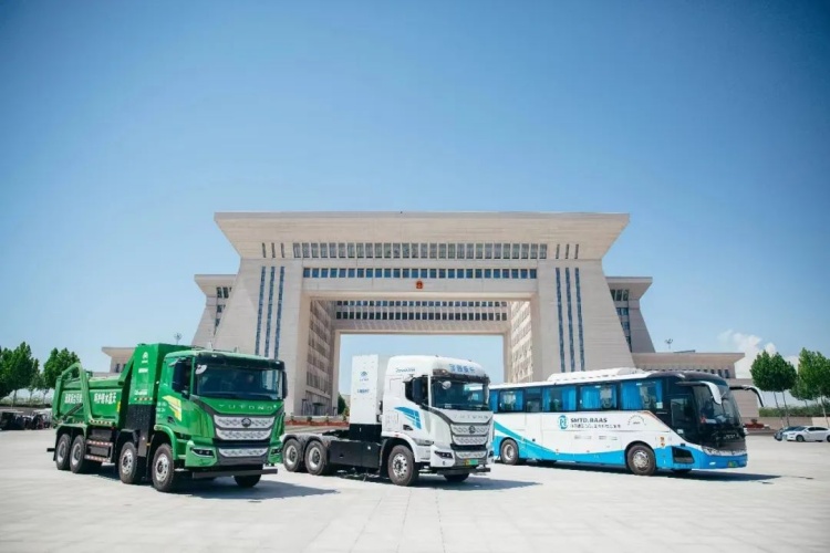 Yihuatong Hydrogen Fuel Cell Fleet Launches Tour in Yining, Xinjiang