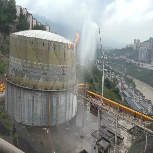 Latest news - Sichuan province Panzhihua City: 25000 M ³ Gas holder on fire